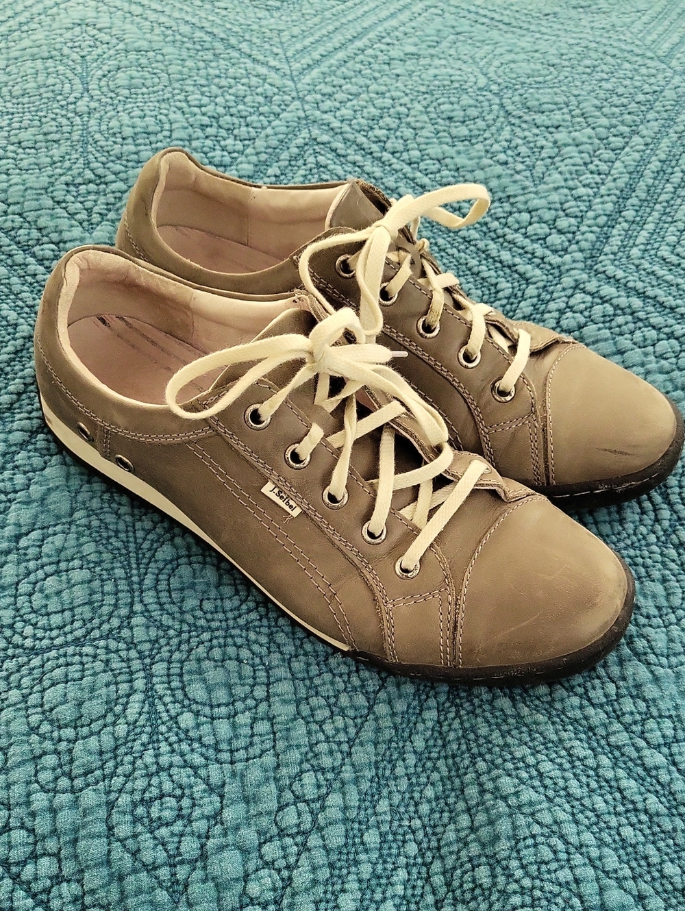 Casual Leather Josef Seibel Women's Lace-Up Sneakers in Olive/Taupe